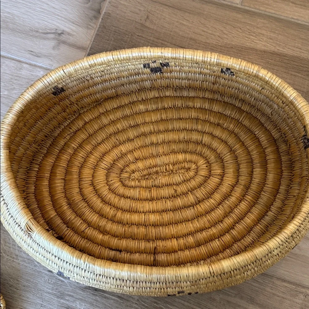 Inuit coil Lyme sea grass woven double soapstone walrus with tusks lid handle